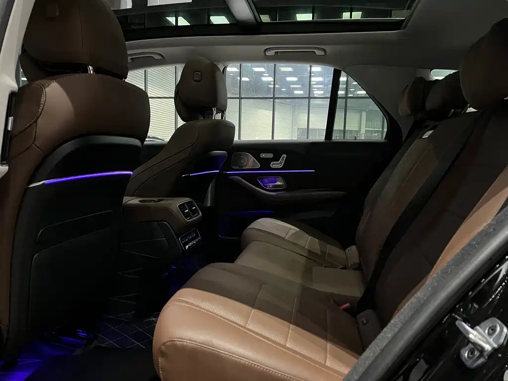 Mercedes-Benz Mercedes-Benz GLE 2025 GLE 450 4MATIC Luxury Model 2025 - thumbnail 11
