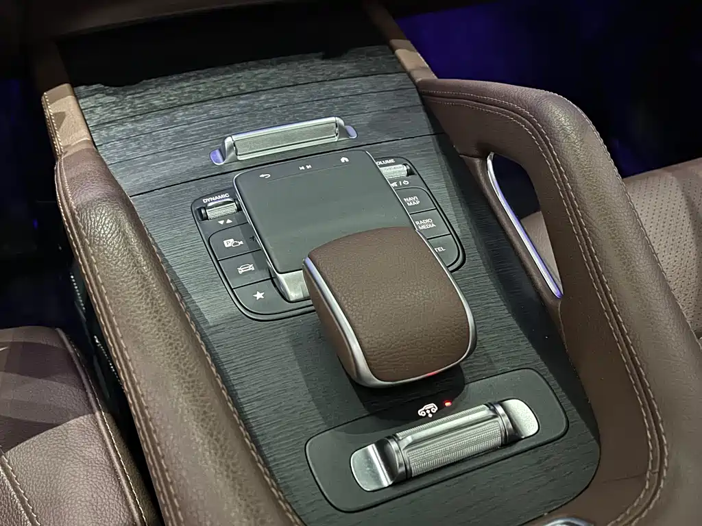 Mercedes-Benz Mercedes-Benz GLE 2025 GLE 450 4MATIC Luxury Model 2025 - thumbnail 19