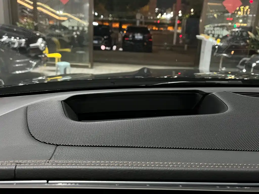 Mercedes-Benz Mercedes-Benz GLE 2025 GLE 450 4MATIC Luxury Model 2025 - thumbnail 24