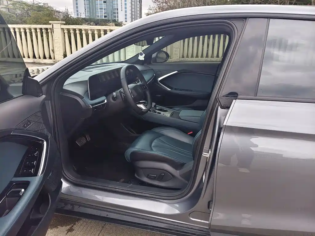 MG MG7 2023 2.0T Automatic Luxury Edition 2023 - thumbnail 5