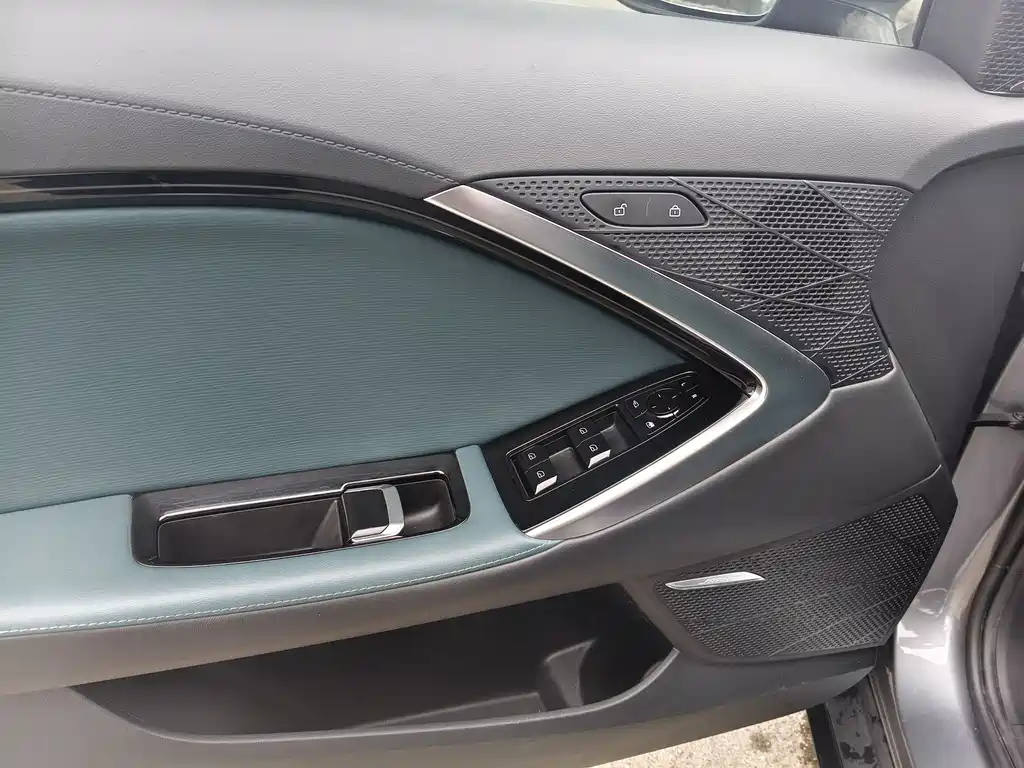 MG MG7 2023 2.0T Automatic Luxury Edition 2023 - thumbnail 7