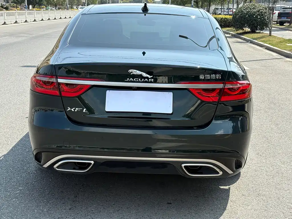 Jaguar Jaguar XFL 2023 XFL 2.0T P250 RWD Sport Premium Edition 2023 - thumbnail 5