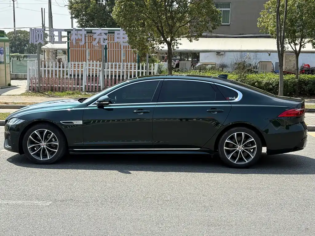 Jaguar Jaguar XFL 2023 XFL 2.0T P250 RWD Sport Premium Edition 2023 - thumbnail 7