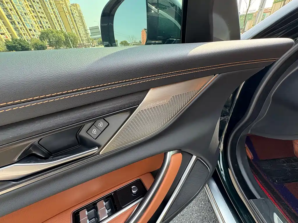 Jaguar Jaguar XFL 2023 XFL 2.0T P250 RWD Sport Premium Edition 2023 - thumbnail 10