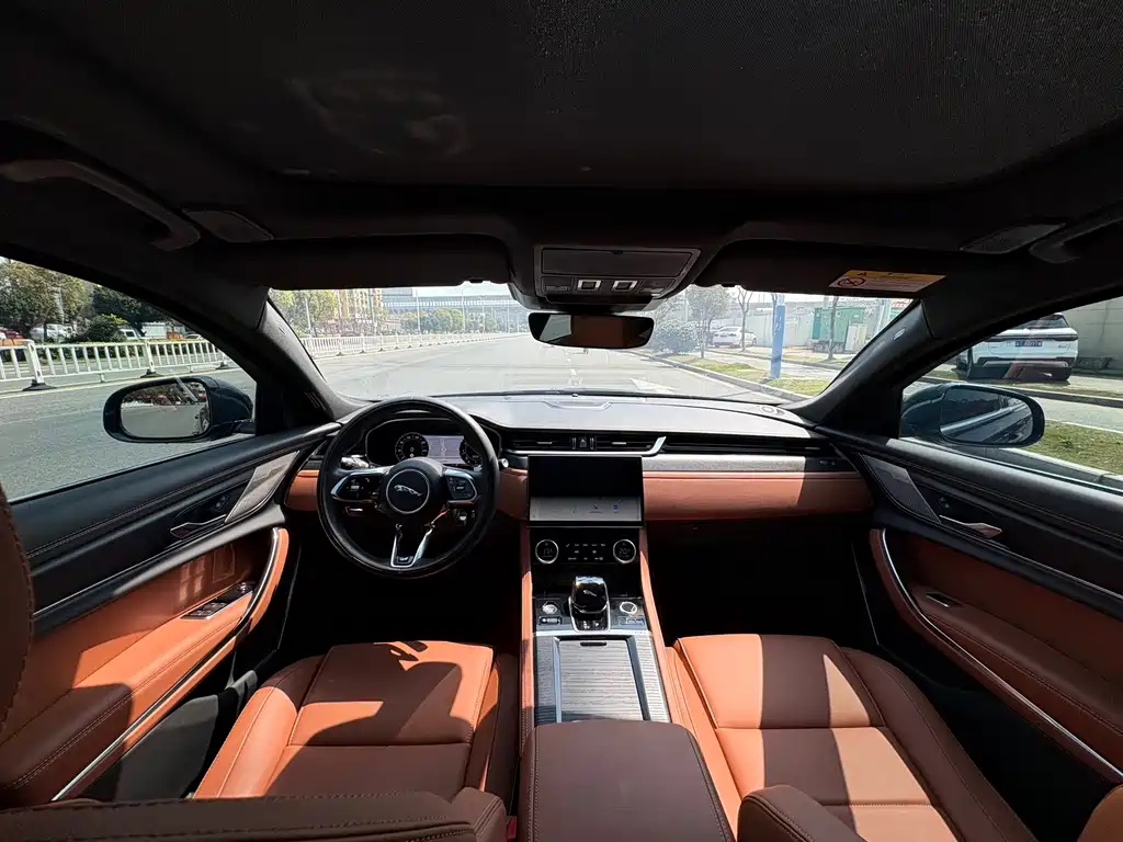 Jaguar Jaguar XFL 2023 XFL 2.0T P250 RWD Sport Premium Edition 2023 - thumbnail 11