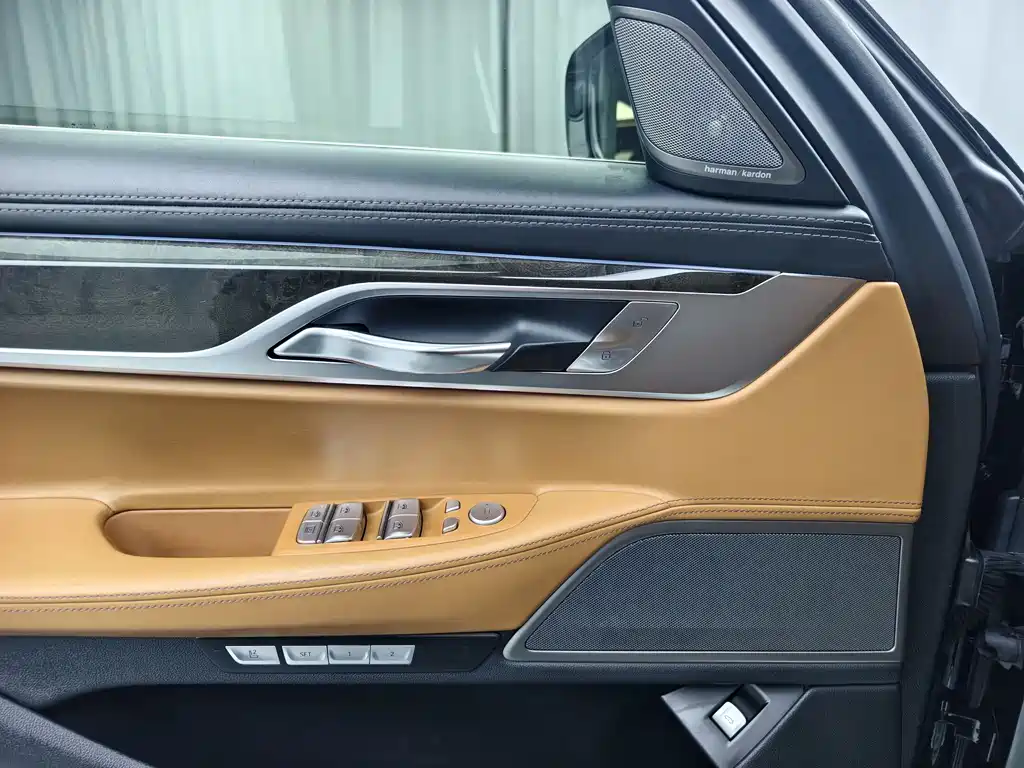 BMW BMW 7 Series 2016 740Li Leading Edition 2016 - thumbnail 8