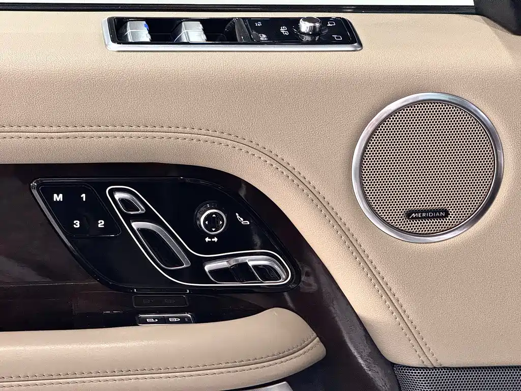 Land Rover Range Rover 2021 3.0 L6 Autobiography Long Wheelbase Classic Edition 2021 - thumbnail 20