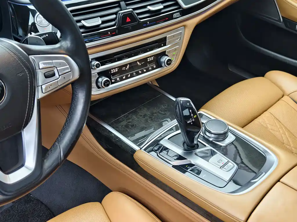 BMW BMW 7 Series 2016 740Li Leading Edition 2016 - thumbnail 11