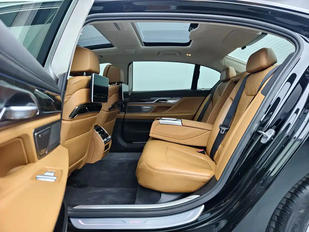 BMW BMW 7 Series 2016 740Li Leading Edition 2016 - thumbnail 16