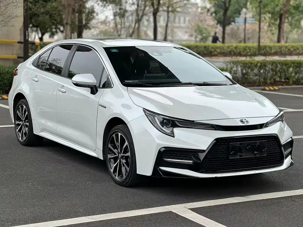 Toyota Toyota Corolla 2022 Hybrid 1.8H E-CVT Sport Edition 2022 - thumbnail 4