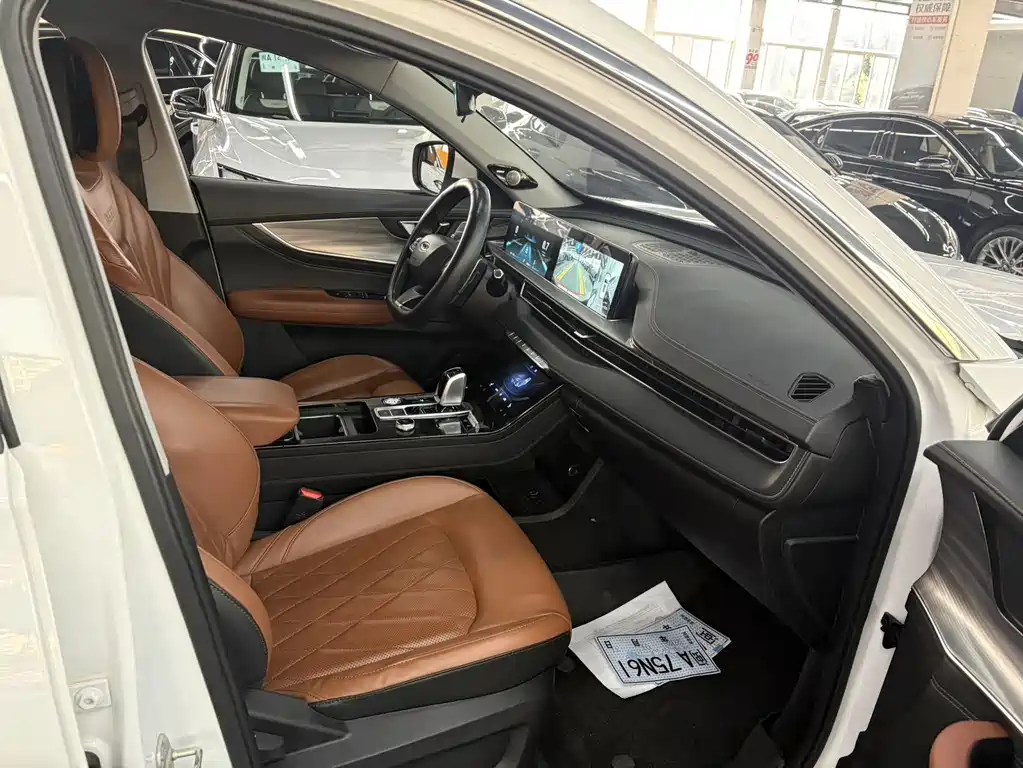 Chery Tiggo 8 2020 230TCI Automatic Elite Edition 2021 - thumbnail 4
