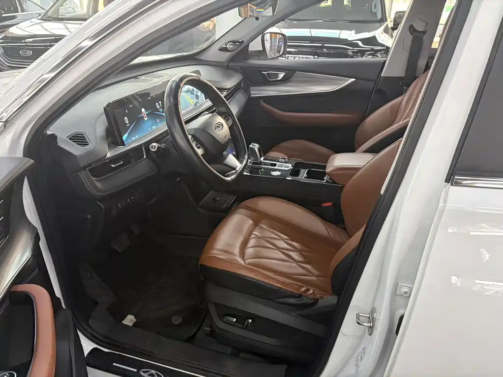 Chery Tiggo 8 2020 230TCI Automatic Elite Edition 2021 - thumbnail 7