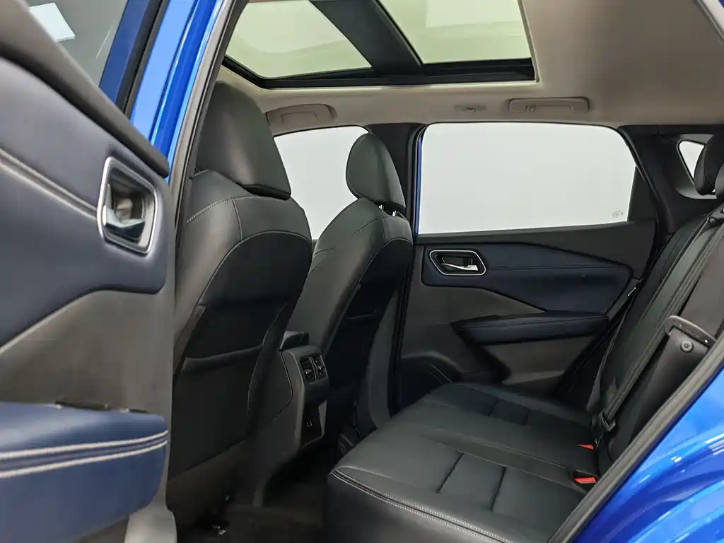 Nissan Nissan Qashqai 2023 1.3T CVT Flagship Edition 2023 - thumbnail 9