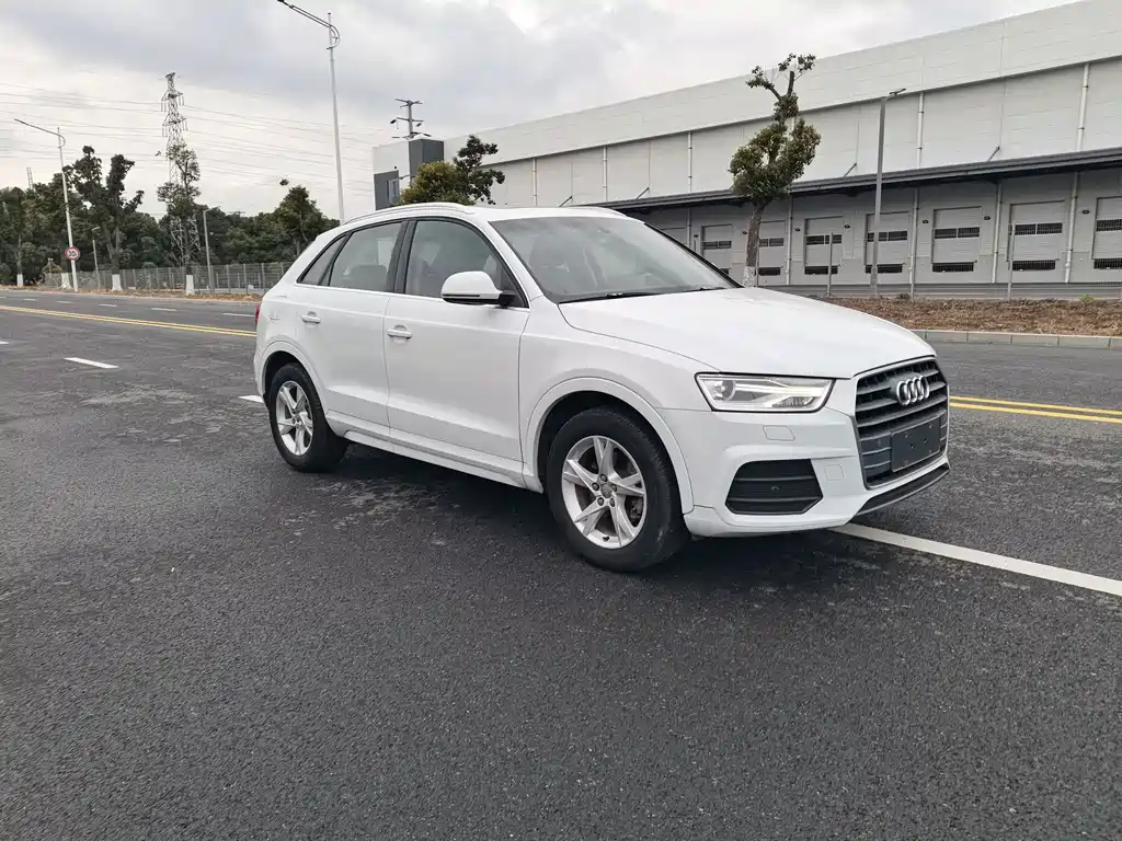 Audi Audi Q3 2017 30 TFSI Fashion Edition 2017 - thumbnail 3