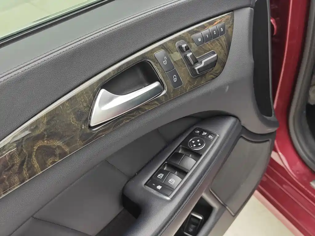 Mercedes-Benz Mercedes-Benz CLS 2012 CLS 350 CGI 2012 - thumbnail 9