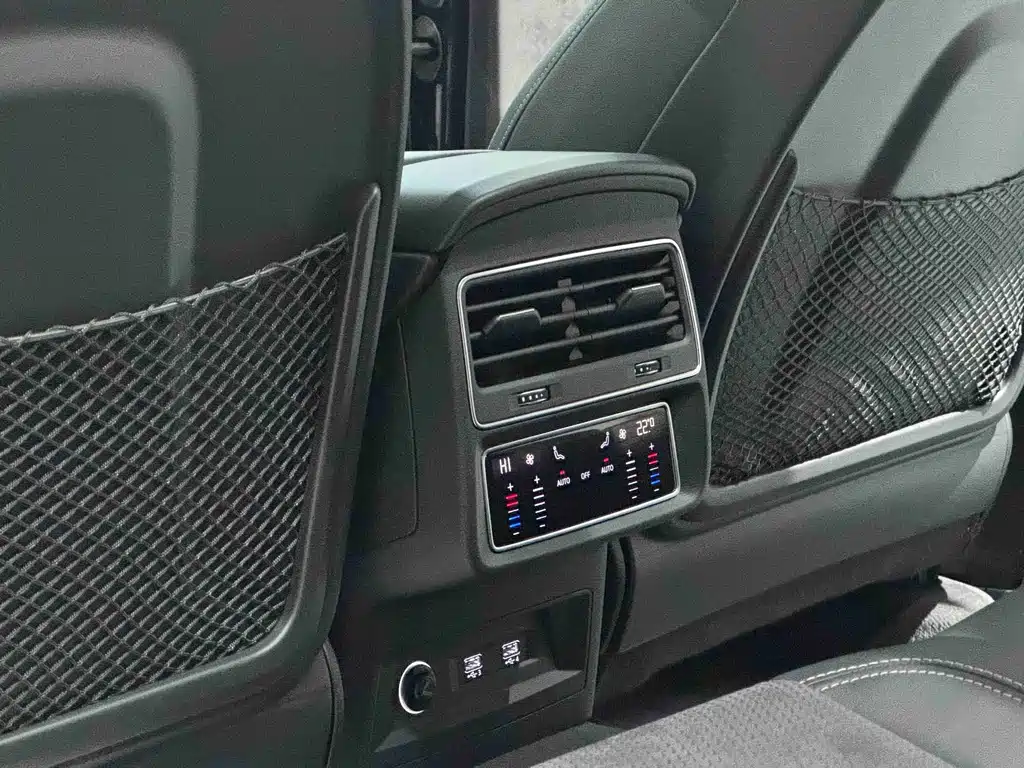 Audi Audi Q8 2019 55 TFSI Premium Dynamic Edition 2020 - thumbnail 14