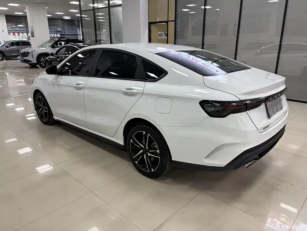 Geely Auto Geely Emgrand 2024 Emgrand COOL 1.5T DCT Champion Edition 2024 - thumbnail 3