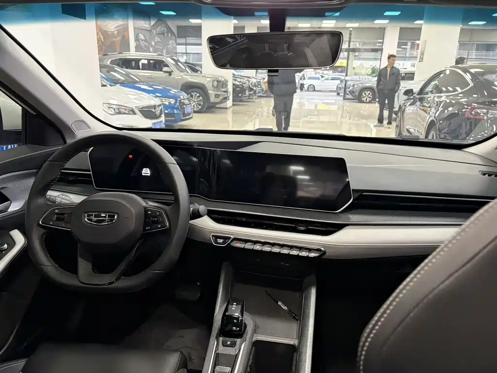 Geely Auto Geely Emgrand 2024 Emgrand COOL 1.5T DCT Champion Edition 2024 - thumbnail 9