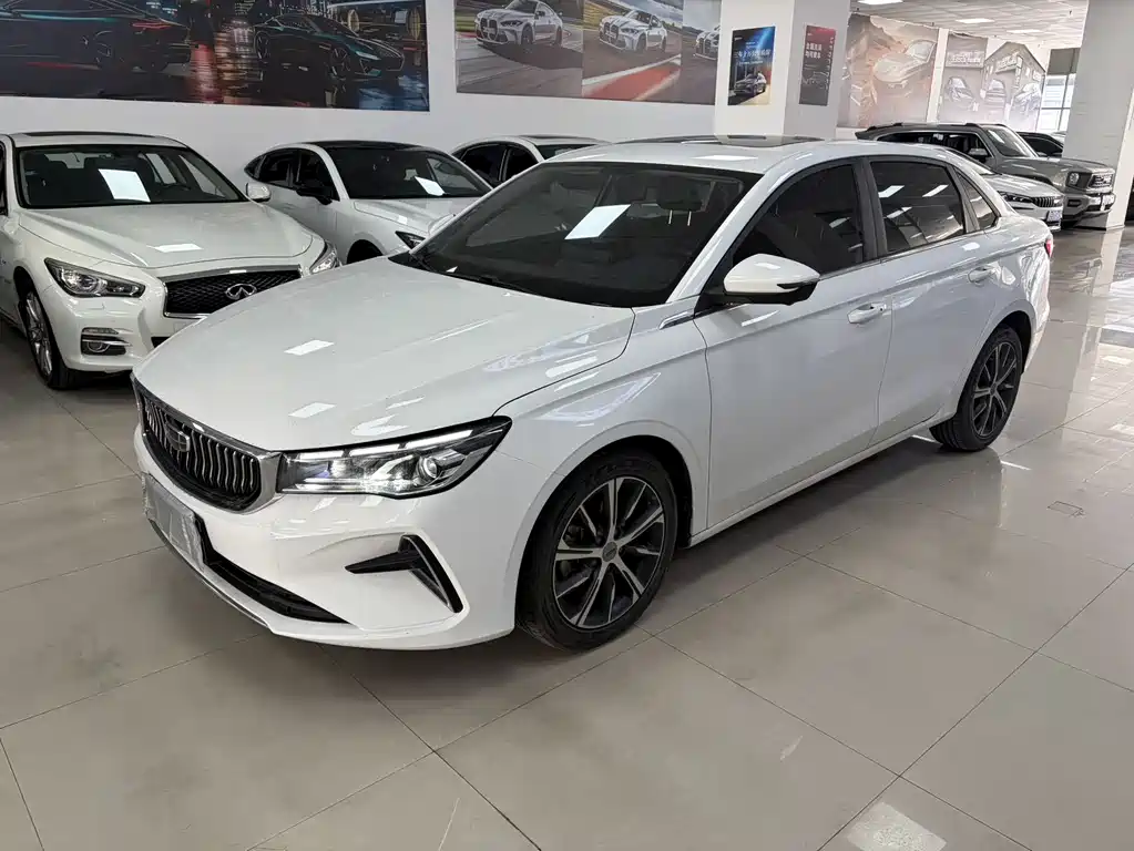 Geely Auto Geely Emgrand 2022 4th Generation 1.5L CVT Luxury Edition 2022