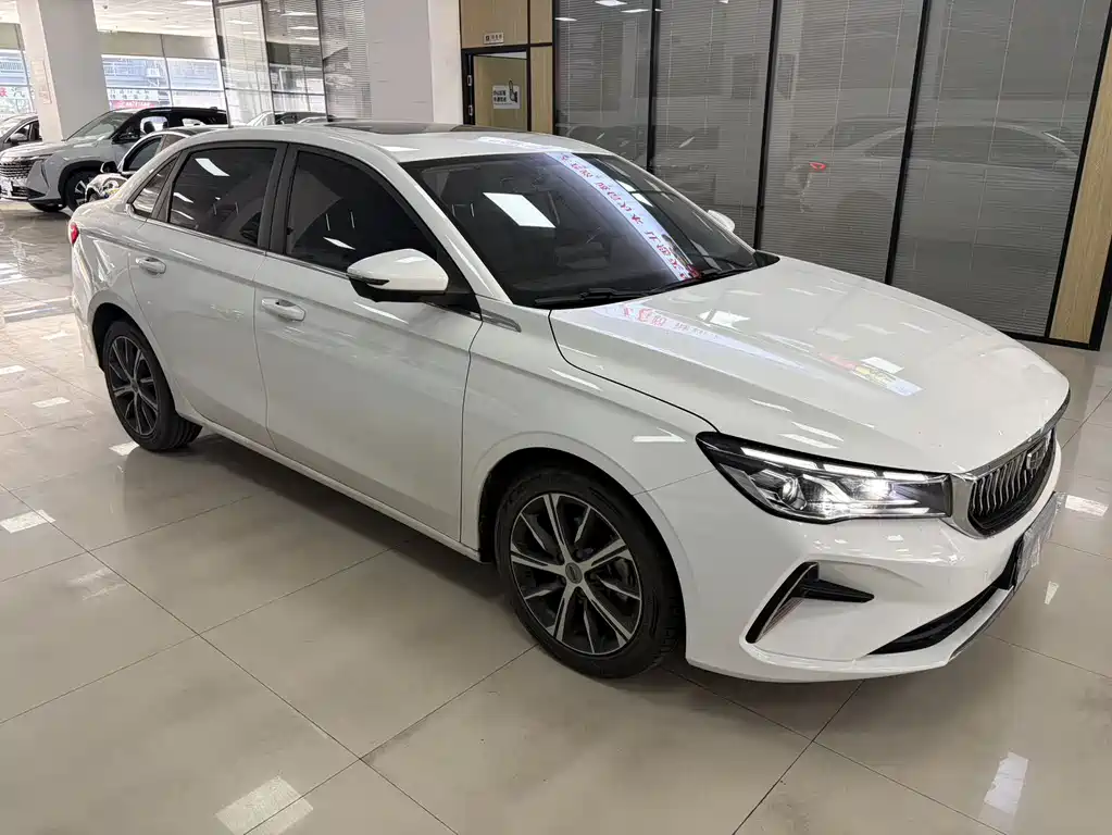 Geely Auto Geely Emgrand 2022 4th Generation 1.5L CVT Luxury Edition 2022 - thumbnail 3