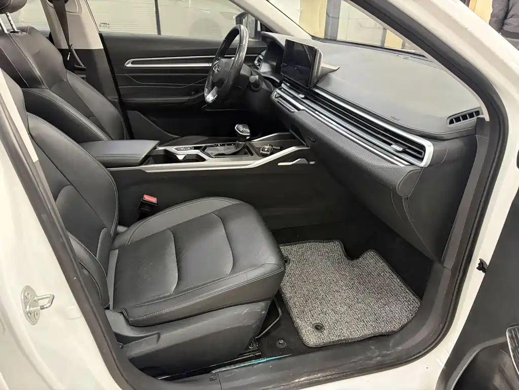 Geely Auto Geely Emgrand 2022 4th Generation 1.5L CVT Luxury Edition 2022 - thumbnail 7