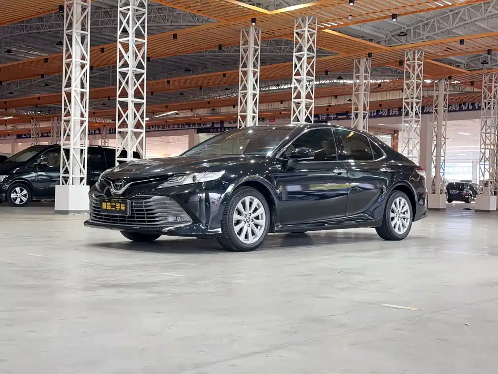 Toyota Camry 2018 2.0G Luxury Edition 2019