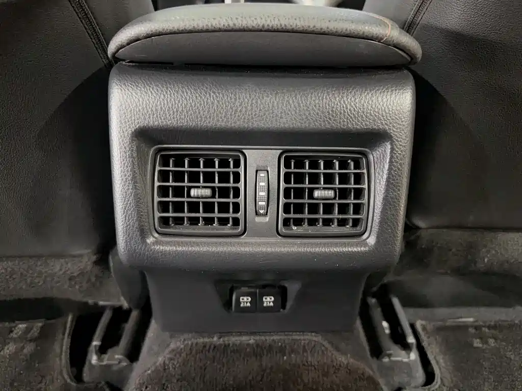 Toyota Camry 2018 2.0G Luxury Edition 2019 - thumbnail 18