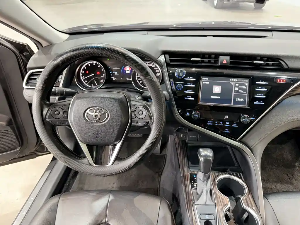 Toyota Camry 2018 2.0G Luxury Edition 2019 - thumbnail 22