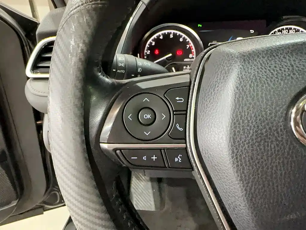 Toyota Camry 2018 2.0G Luxury Edition 2019 - thumbnail 23