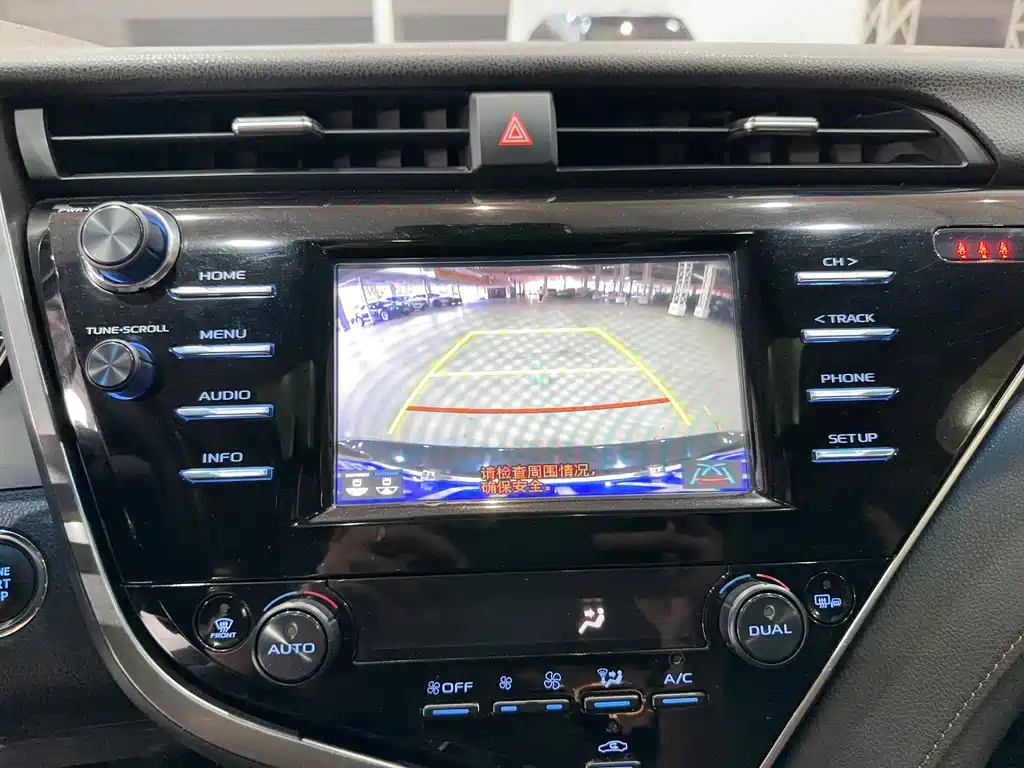 Toyota Camry 2018 2.0G Luxury Edition 2019 - thumbnail 30