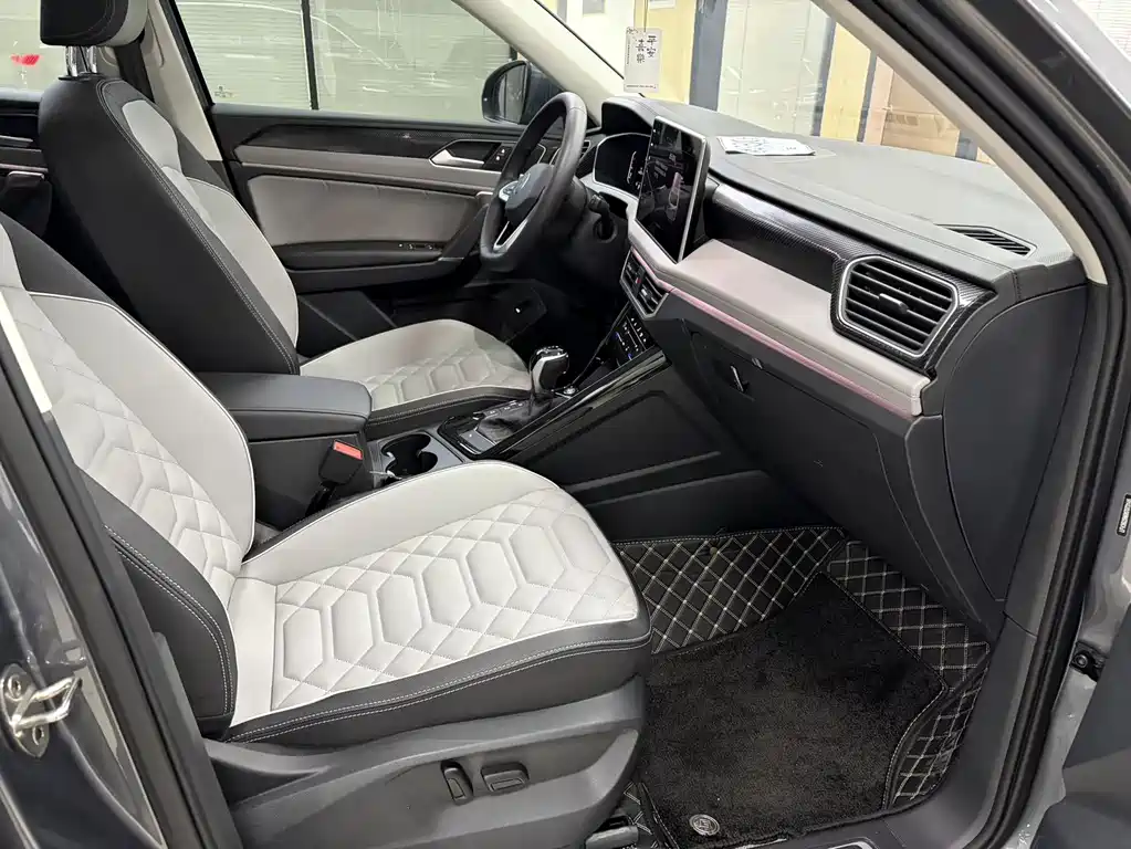Volkswagen Tayron 2023 330TSI 2WD Luxury Plus Advanced Edition 2023 - thumbnail 7