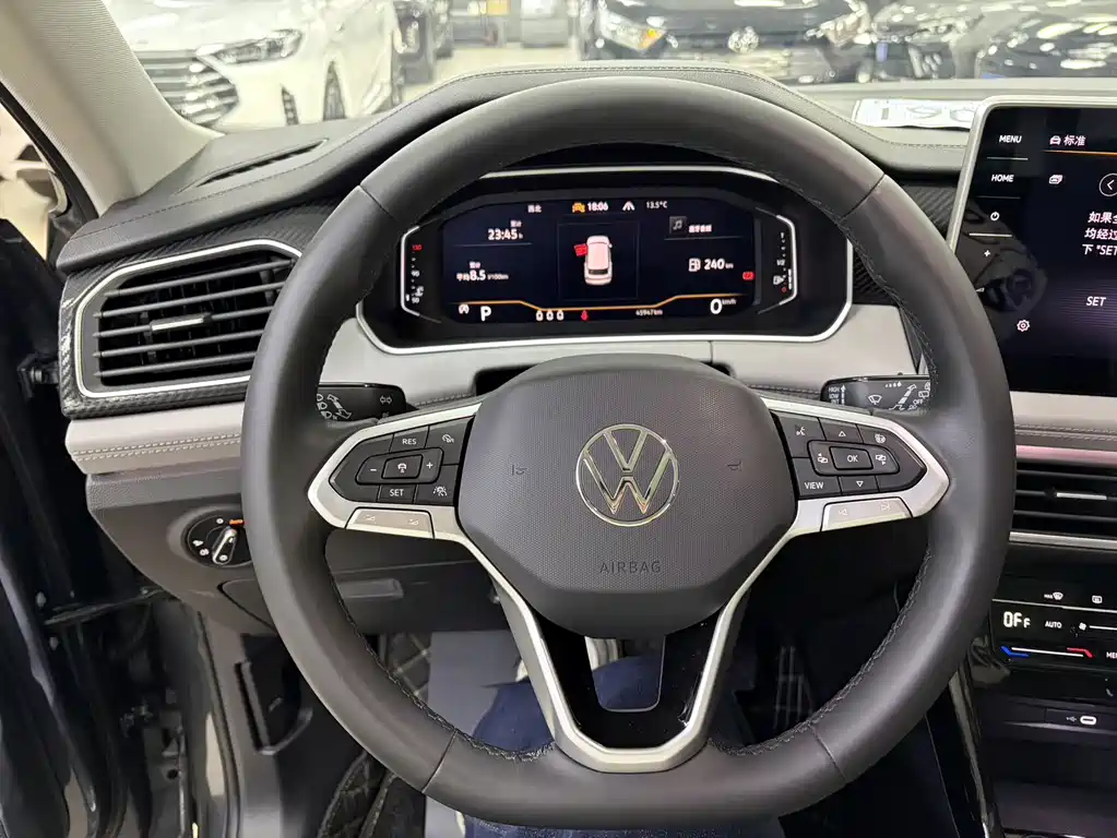 Volkswagen Tayron 2023 330TSI 2WD Luxury Plus Advanced Edition 2023 - thumbnail 12