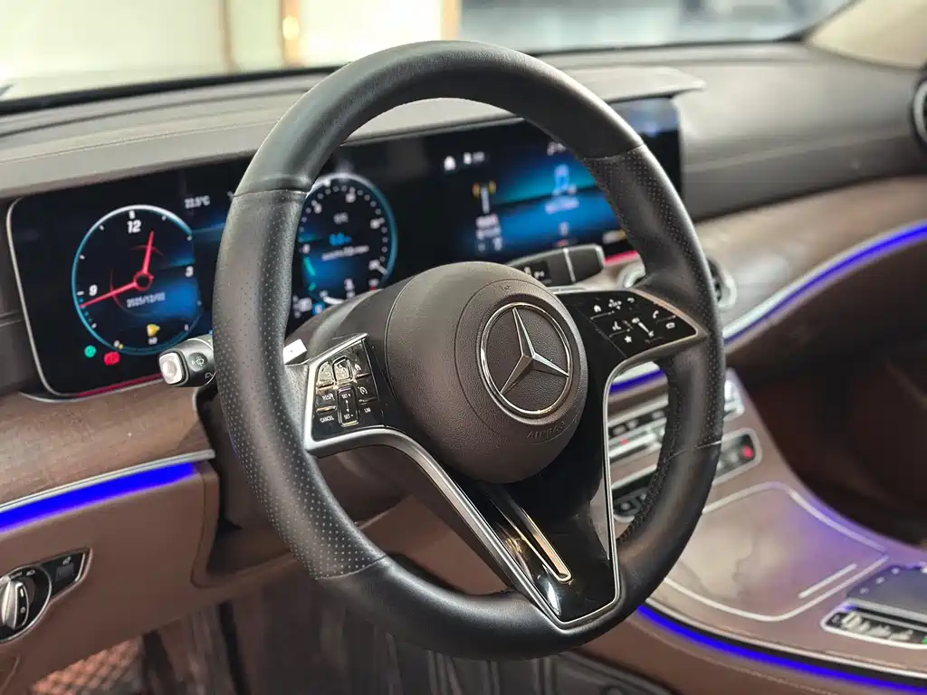 Mercedes-Benz Mercedes-Benz E-Class 2023 E 300 L Fashion Edition 2023 - thumbnail 9