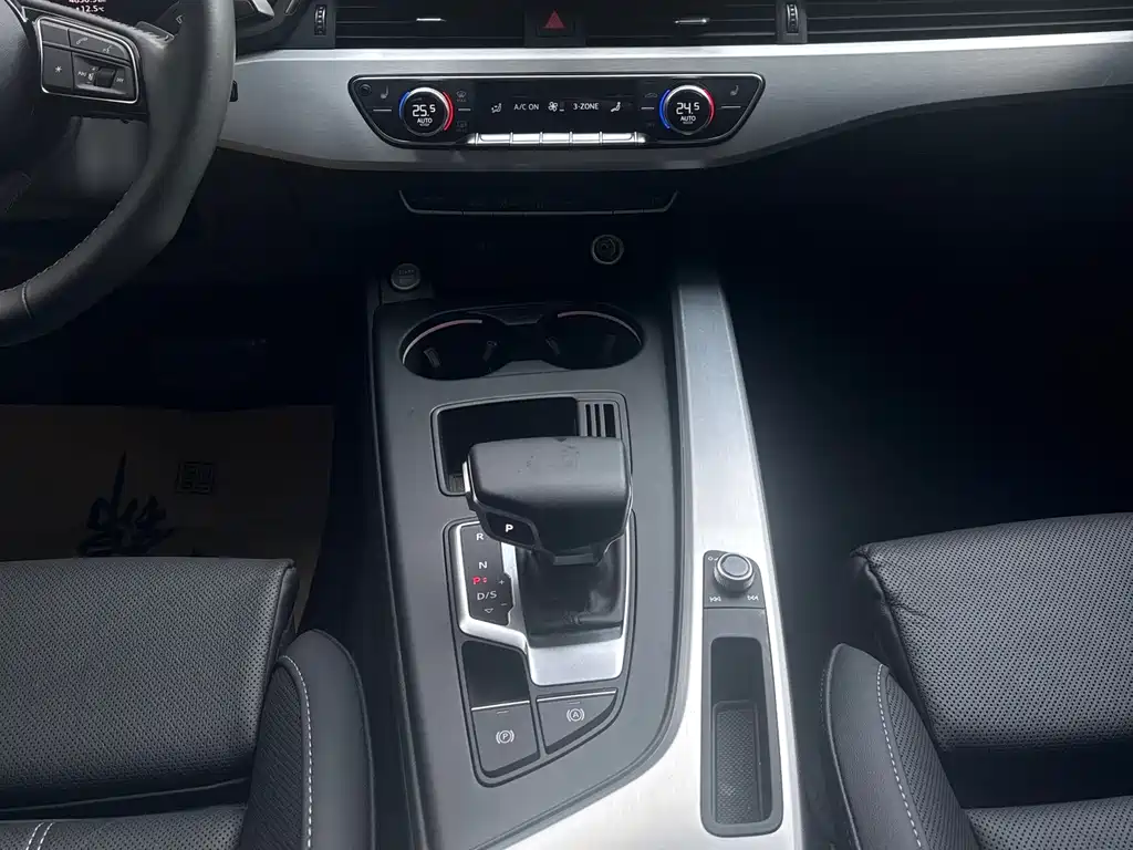 Audi Audi A4L 2020 40 TFSI Premium Dynamic Edition 2021 - thumbnail 14