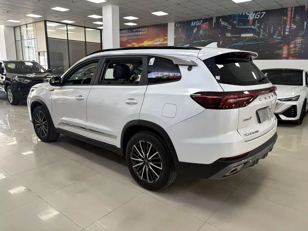Chery Tiggo 8 PLUS 2024 Champion Edition 290TGDI DCT Luxury Version 5-Seat 2025 - thumbnail 4