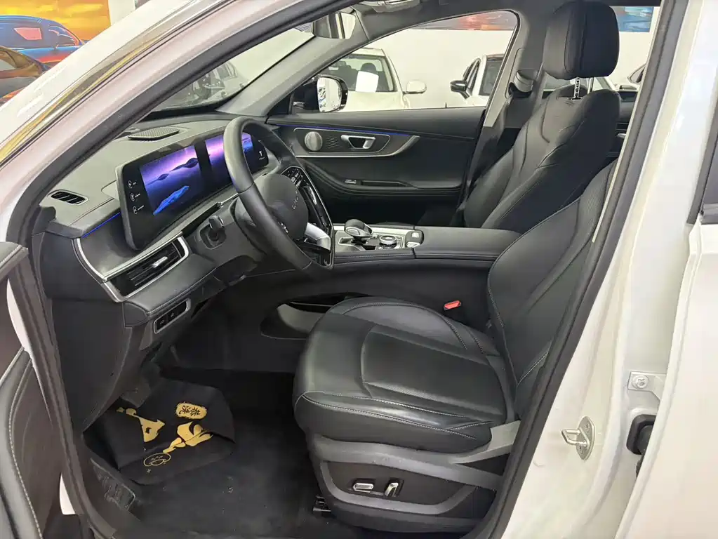 Chery Tiggo 8 PLUS 2024 Champion Edition 290TGDI DCT Luxury Version 5-Seat 2025 - thumbnail 12