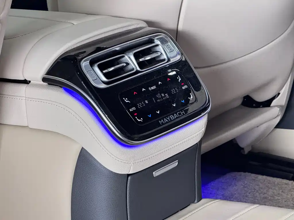 Mercedes-Benz Maybach S-Class 2024 S 480 4MATIC 2024 - thumbnail 30