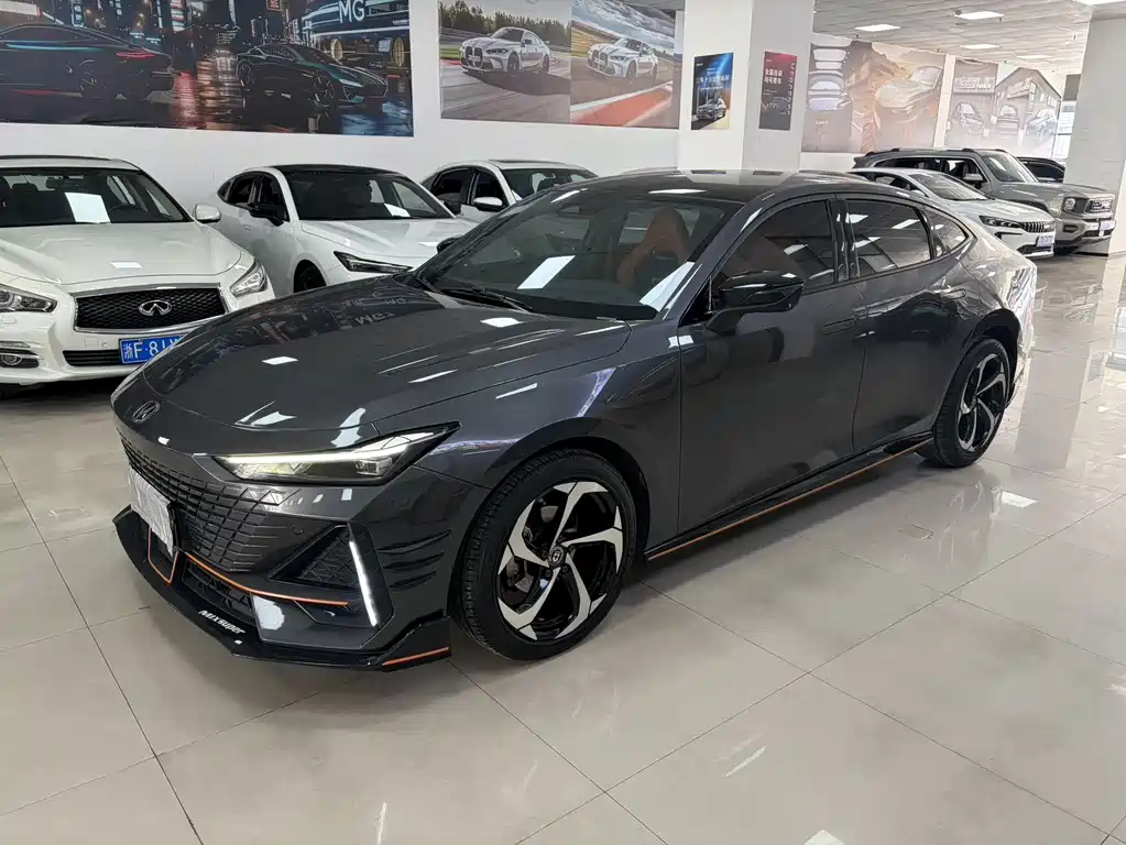 Changan Changan UNI-V 2023 1.5T Sport Edition 2024