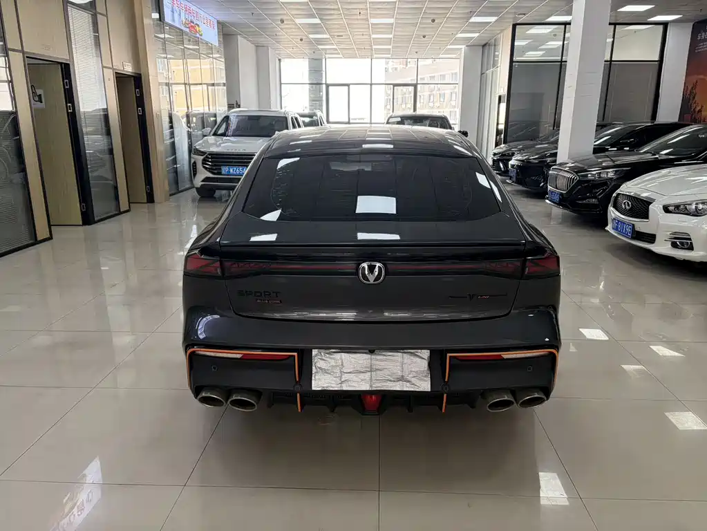 Changan Changan UNI-V 2023 1.5T Sport Edition 2024 - thumbnail 5