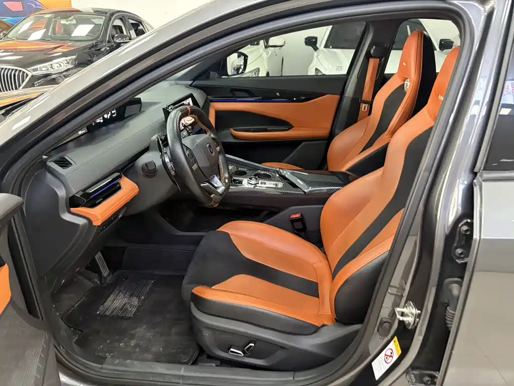 Changan Changan UNI-V 2023 1.5T Sport Edition 2024 - thumbnail 11