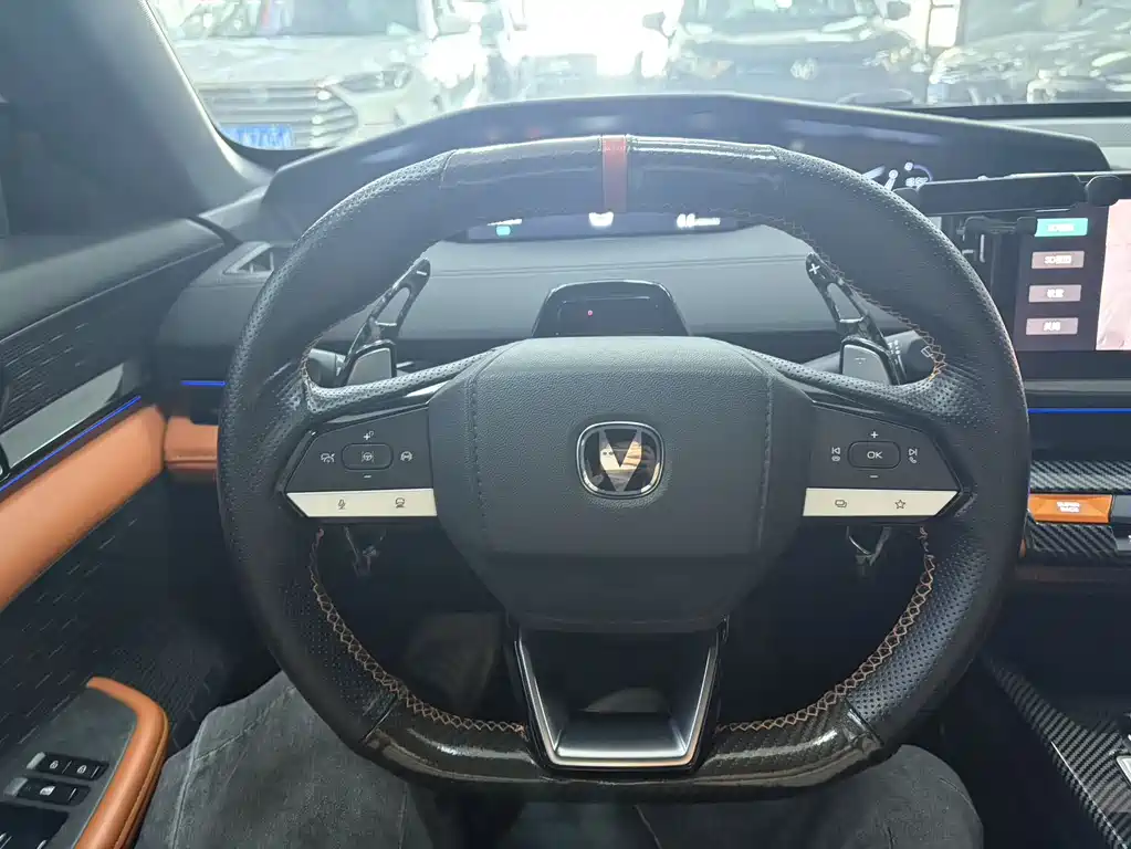 Changan Changan UNI-V 2023 1.5T Sport Edition 2024 - thumbnail 12