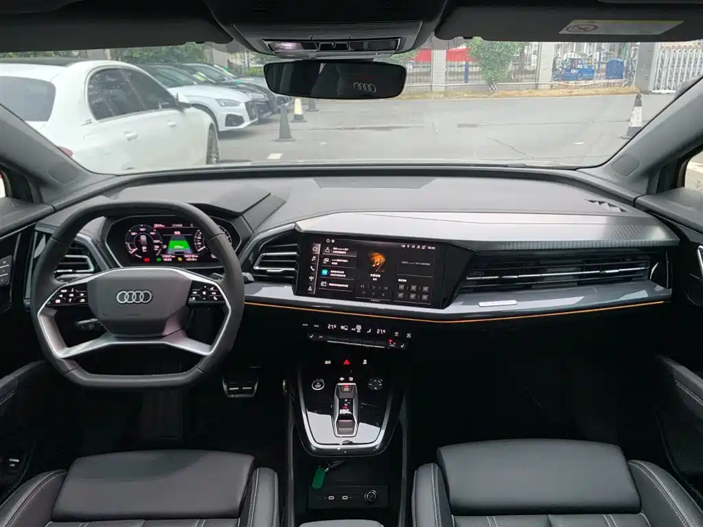 Audi Audi Q4 e-tron 2024 40 e-tron Vision Edition 2025 - thumbnail 11