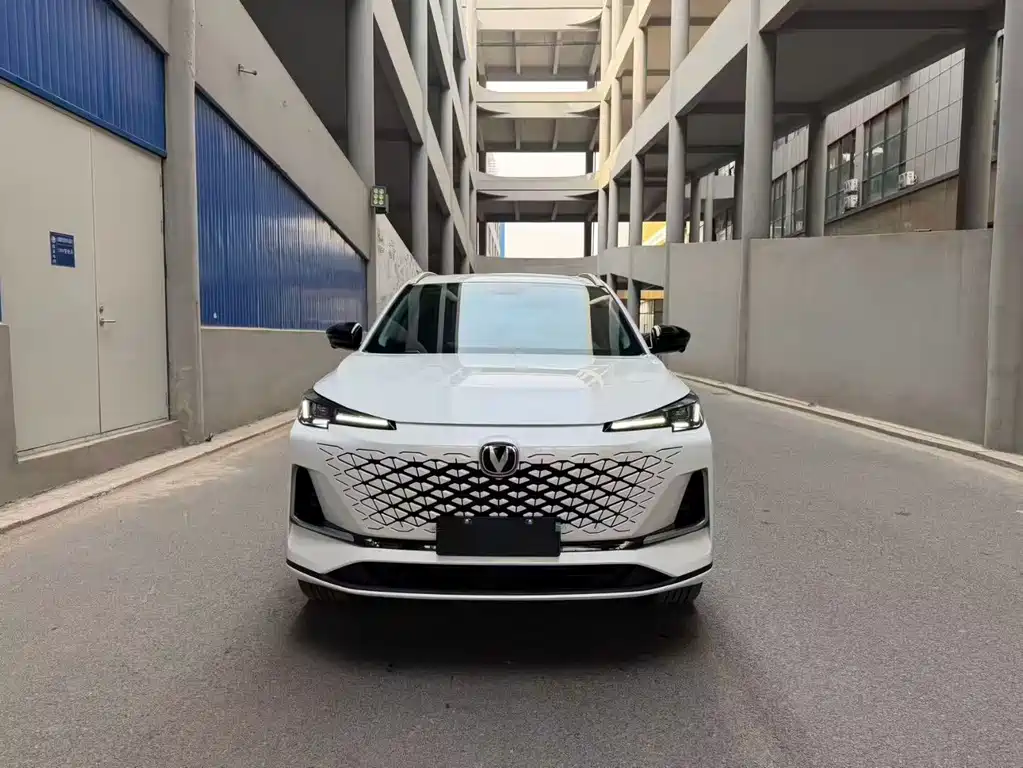 Changan Changan CS55 Plus 2024 Model Third Generation 1.5T DCT Excellence Edition 2024 - thumbnail 3