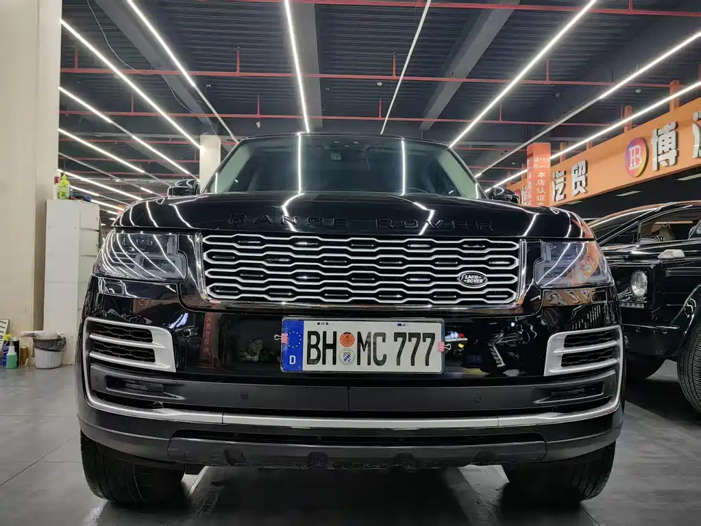 Land Rover Range Rover 2017 3.0 SC V6 Vogue 2018 - thumbnail 2