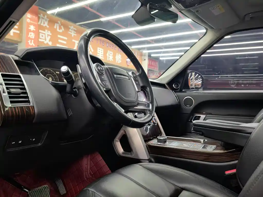 Land Rover Range Rover 2017 3.0 SC V6 Vogue 2018 - thumbnail 6