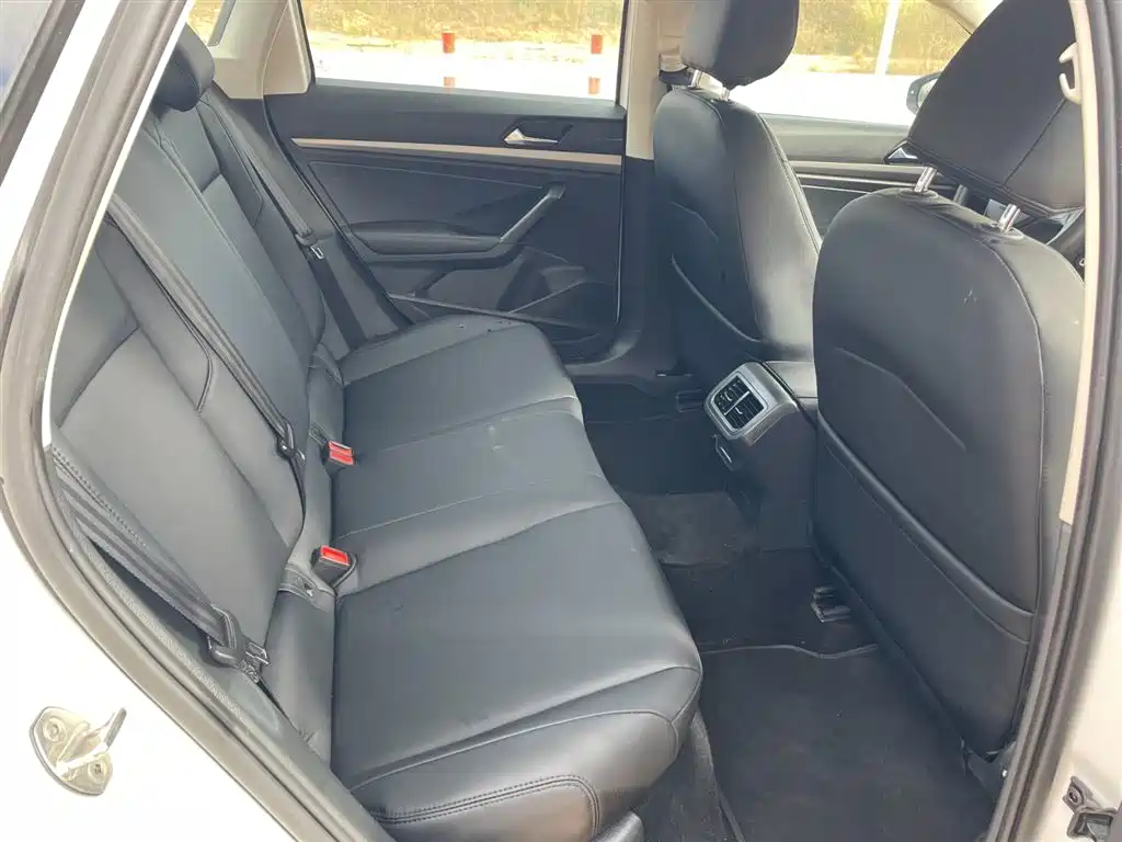 Volkswagen Volkswagen Lavida 2019 1.5L Automatic Fashion Edition国VI 2020 - thumbnail 6