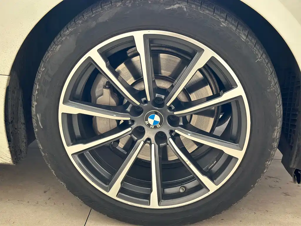 BMW BMW 6 Series GT 2020 630i Luxury Design Package 2020 - thumbnail 4