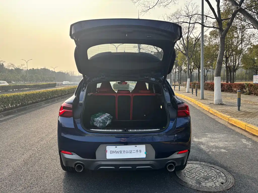 BMW BMW X2 2021 xDrive25i M Sport Package 2021 - thumbnail 4