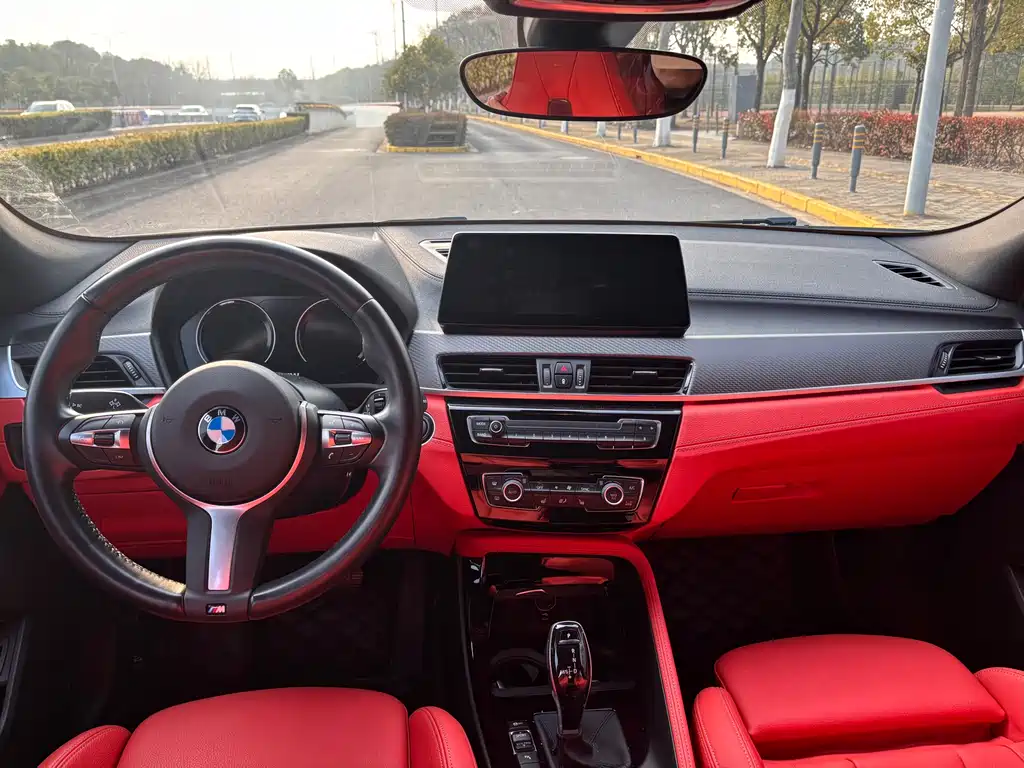 BMW BMW X2 2021 xDrive25i M Sport Package 2021 - thumbnail 6