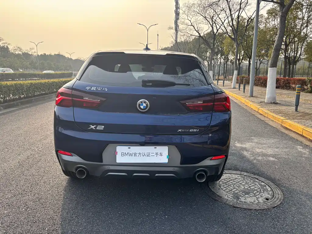 BMW BMW X2 2021 xDrive25i M Sport Package 2021 - thumbnail 8